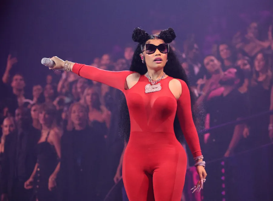 Nicki Minaj Takes the Helm, Blending Fresh Faces and Fond Memories at MTV VMAs 