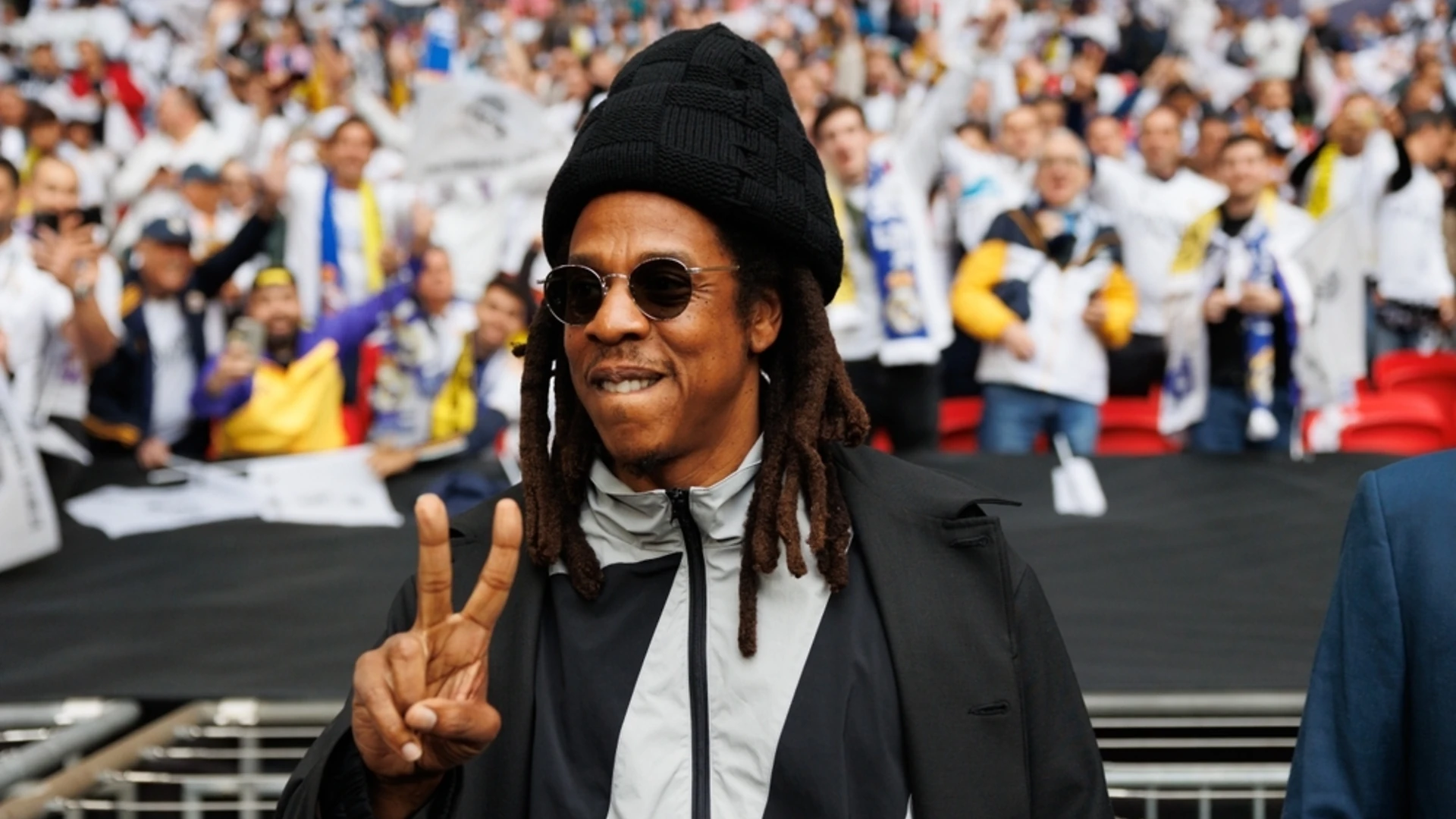 JAŸ-Z Adds Extra Show In Los Angeles After Historic Yankee Stadium Concert Run
