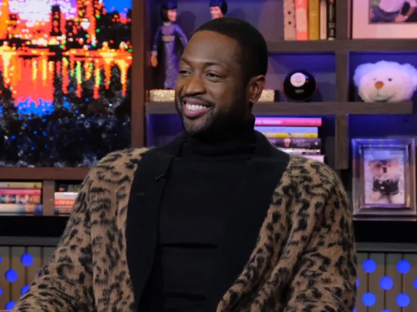 Dwyane Wade Joins Ownership Group of Chicago Sky 