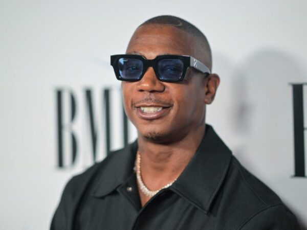  American rapper, Ja Rule, announces plans to construct a school in Ghana