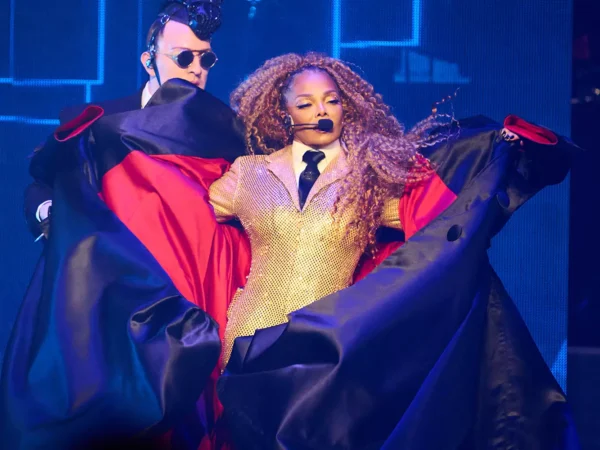 Pop Icon Janet Jackson Is Takes Las Vegas On Another Escapade