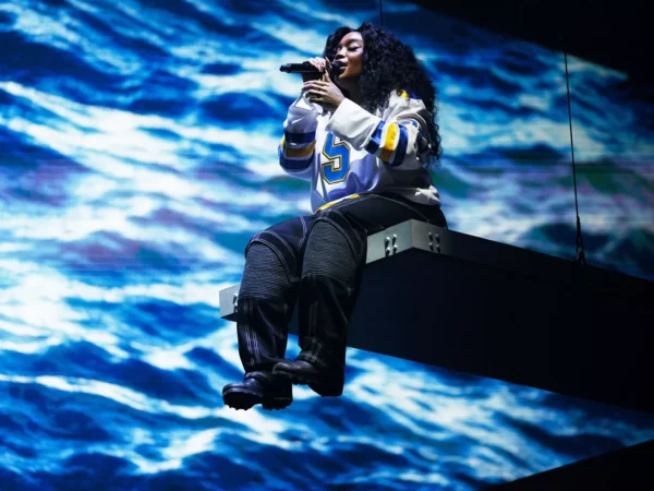 SZA Breaks Michael Jackson’s Billboard Record
