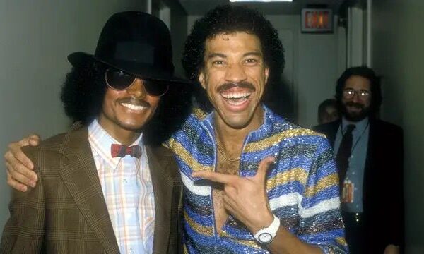 Lionel Richie Reveals Michael Jackson’s Surprising Hygiene Habits In New Memoir