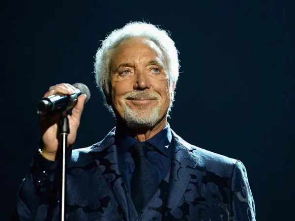 Sir Tom Jones On The Pain Of Success While His Father Worked Down The Pit