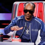 Snoop Dogg’s New Necklace For The Voice Battles Has A Personal Meaning
