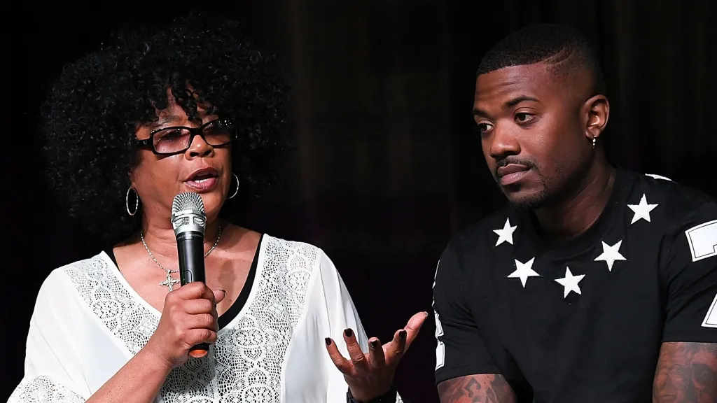 Ray J’s Mom Reportedly Responds After Social Media User Says She “Raised A Terrible Son”