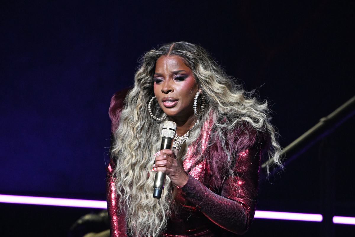 Mary J. Blige’s Brutally Honest Reply To Memes Insulting Her Lack Of Energy On Stage