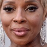 Mary J. Blige Candidly Opens Up About Battling Addiction Early In Her Music Career