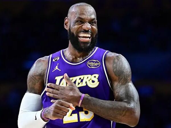 LeBron James Ends Lakers Era, Joins 76ers In Pursuit Of Fifth NBA Title