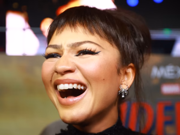 Zendaya Wears $16,000 Jacob & Co. Earrings At ‘Spider-Man’ Mexico City Event