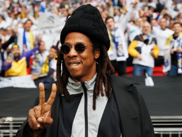 JAŸ-Z Adds Extra Show In Los Angeles After Historic Yankee Stadium Concert Run