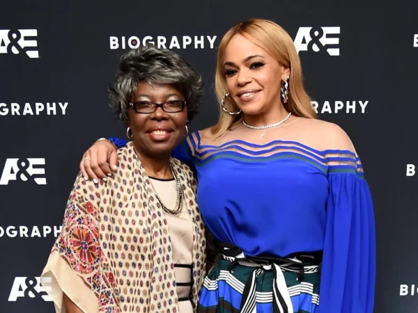 Biggie’s Manager Wins Battle Against Faith Evans, Gains Partial Control Over Rapper’s Catalog Cash