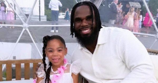 Former NFL Player Gets Early Release From Prison To Be With His Dying 8-Year-Old Daughter