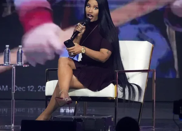 Nicki Minaj’s Lawyers Are Attempting To Cut Ties