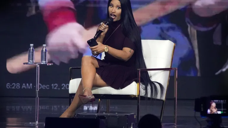 Nicki Minaj’s Lawyers Are Attempting To Cut Ties