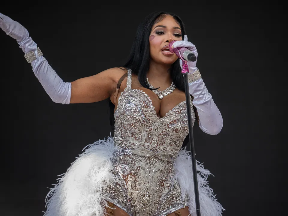 Summer Walker Sues Label And Management For Fraud